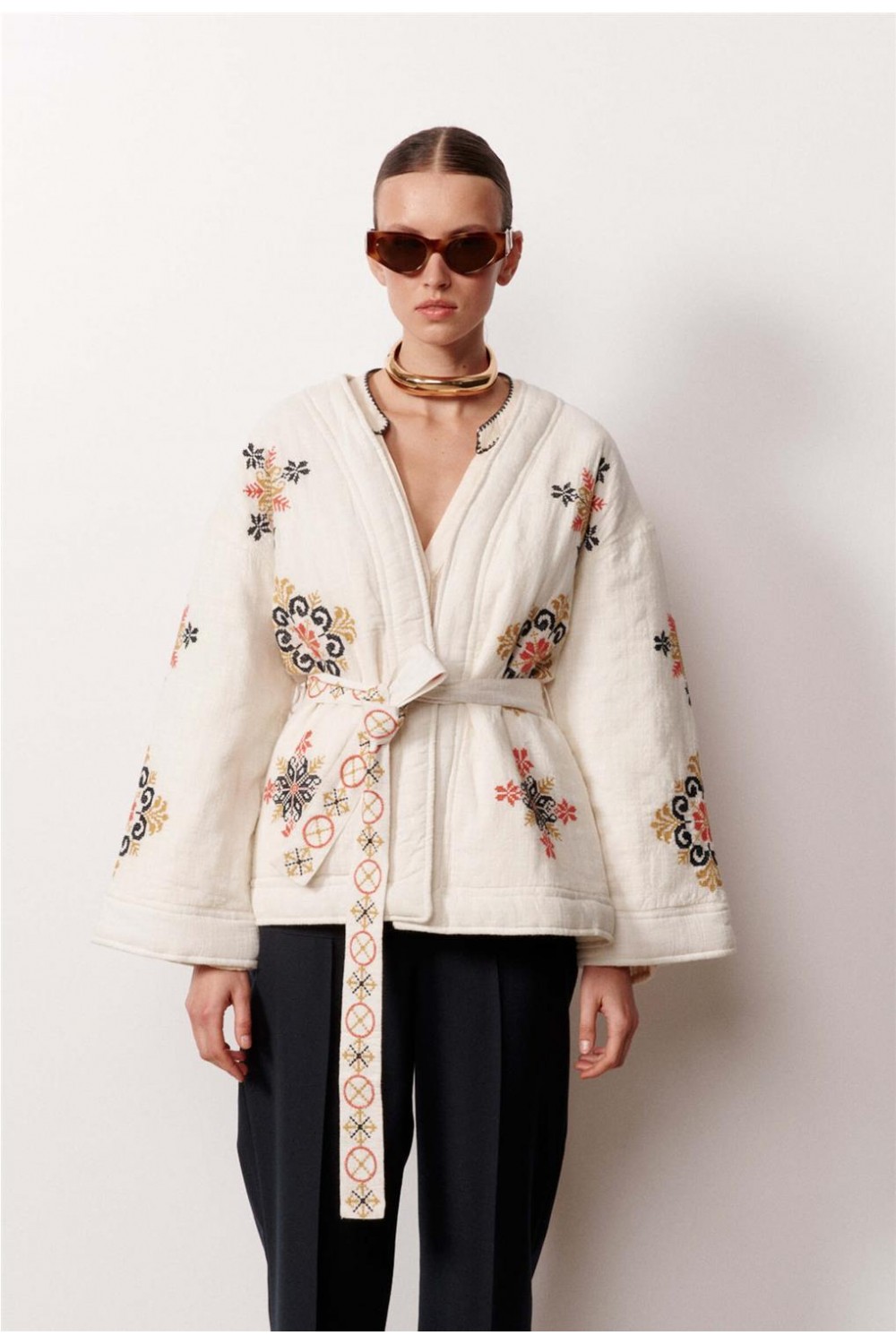 Kimono corto de mujer...