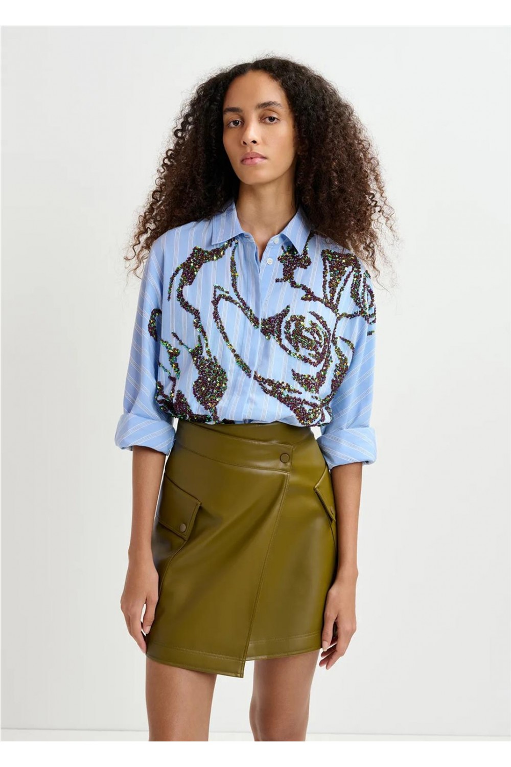 Camisa de algodón de mujer...