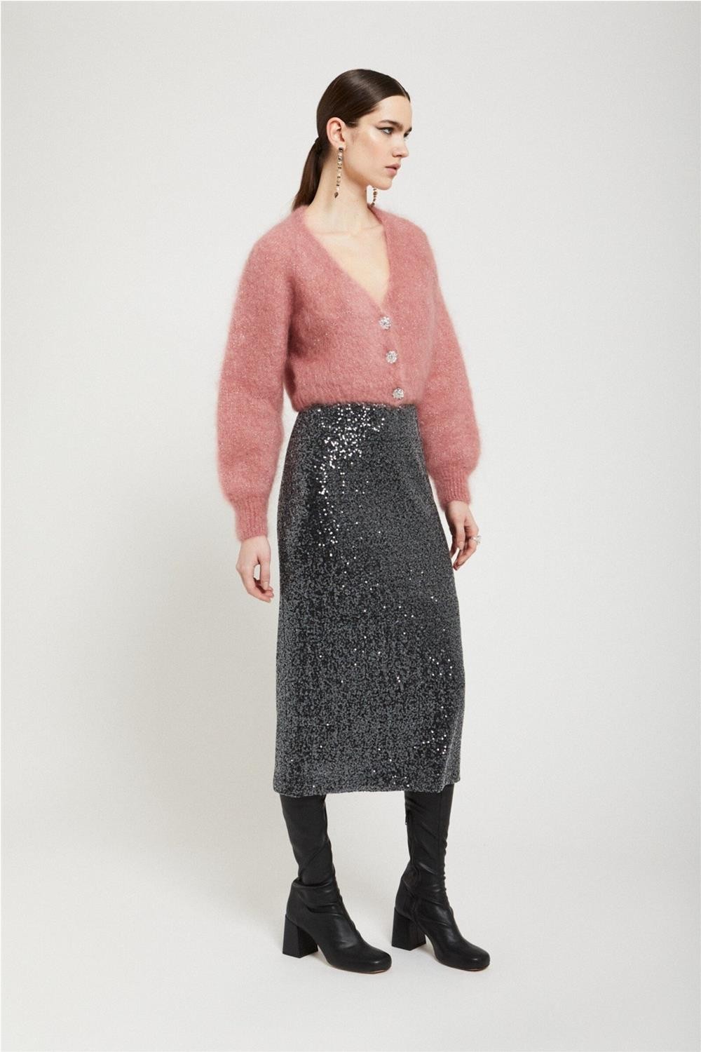 Falda larga de mujer... 2