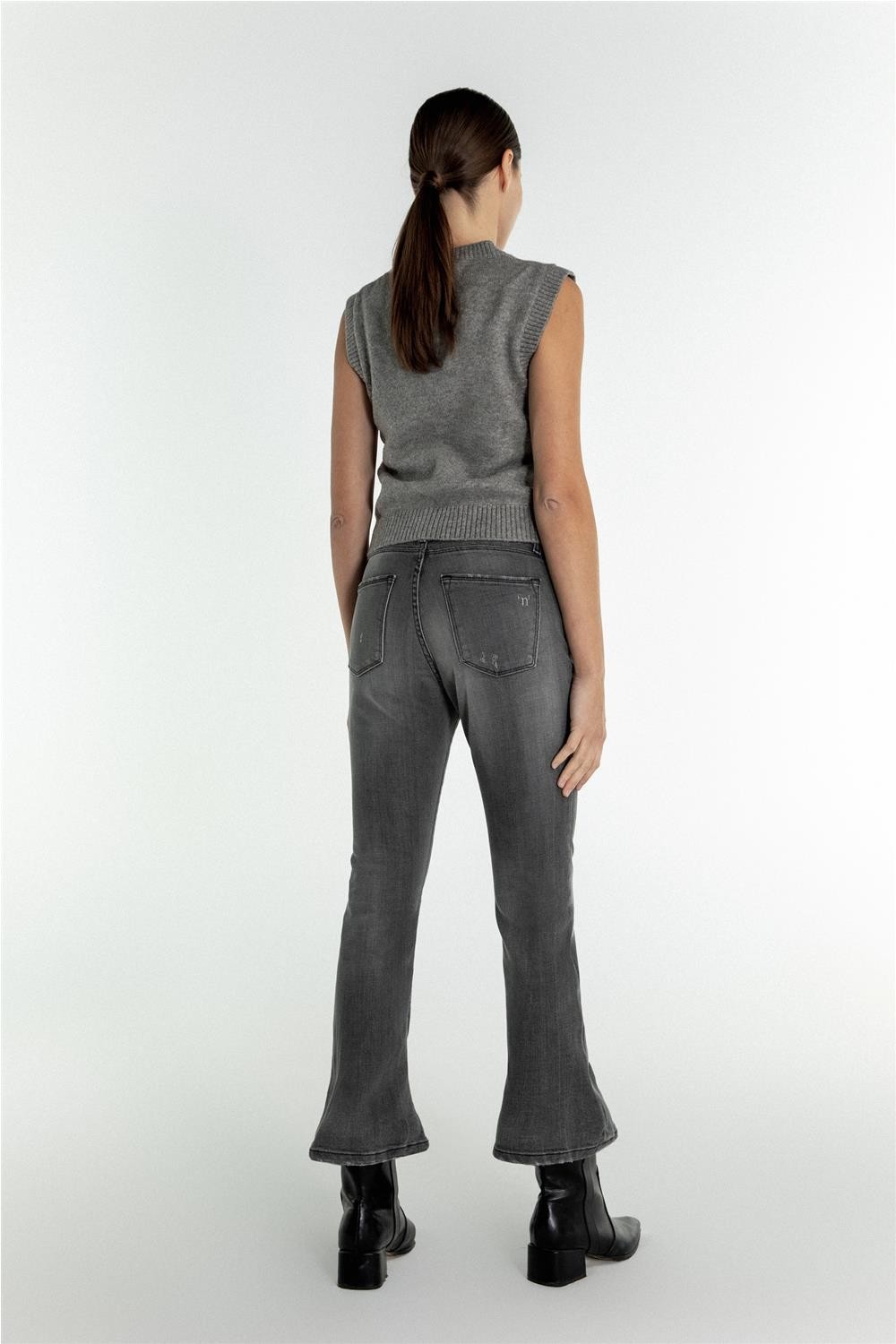 Pantalón vaquero de mujer... 2