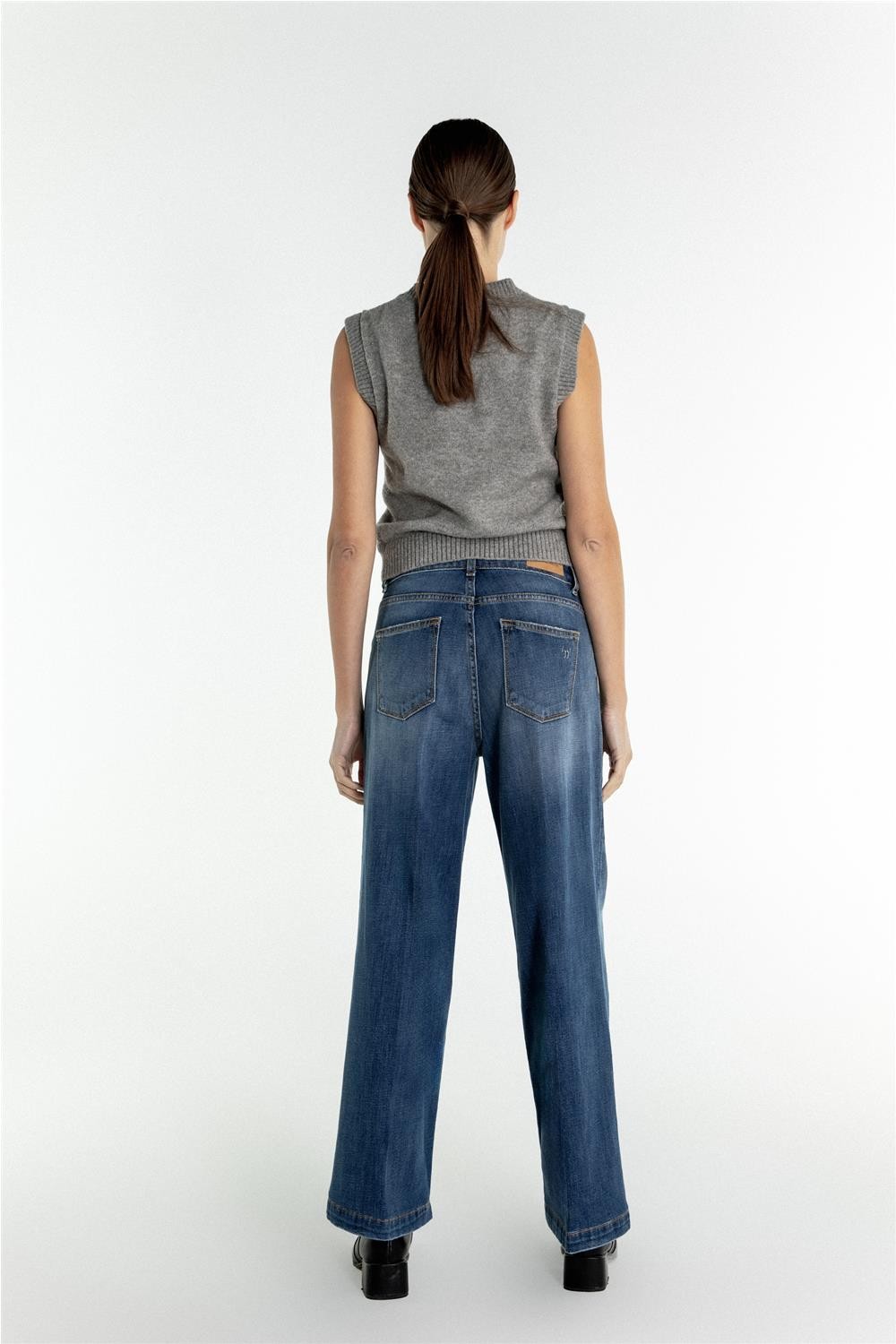 Pantalón vaquero de mujer... 2