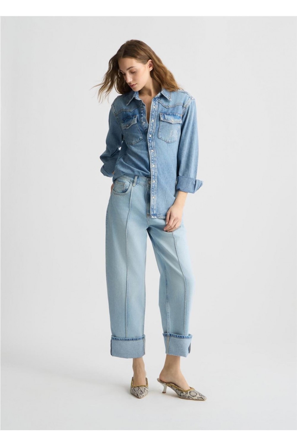 Pantalón vaquero de mujer...