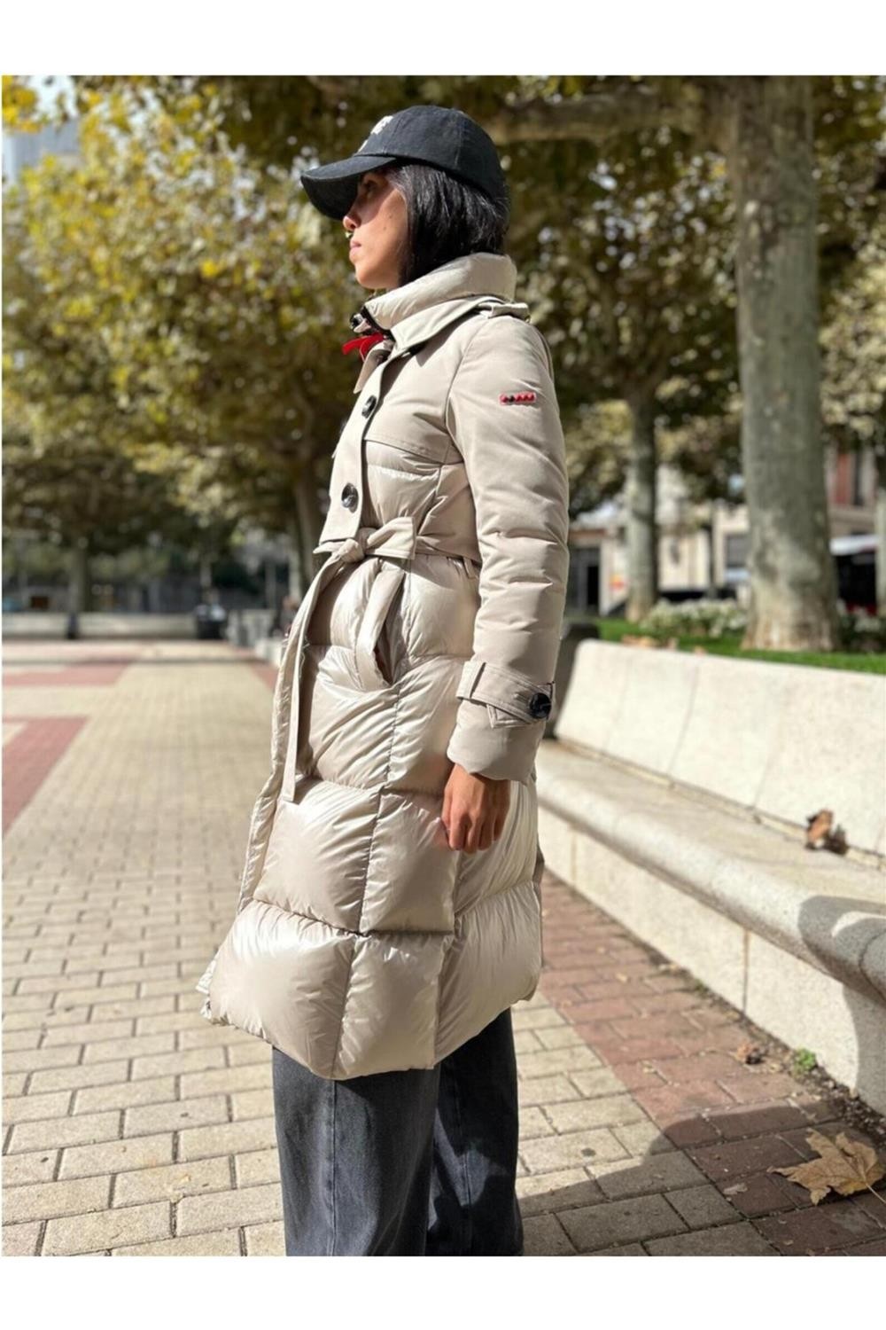 Plumas largo de mujer... 2