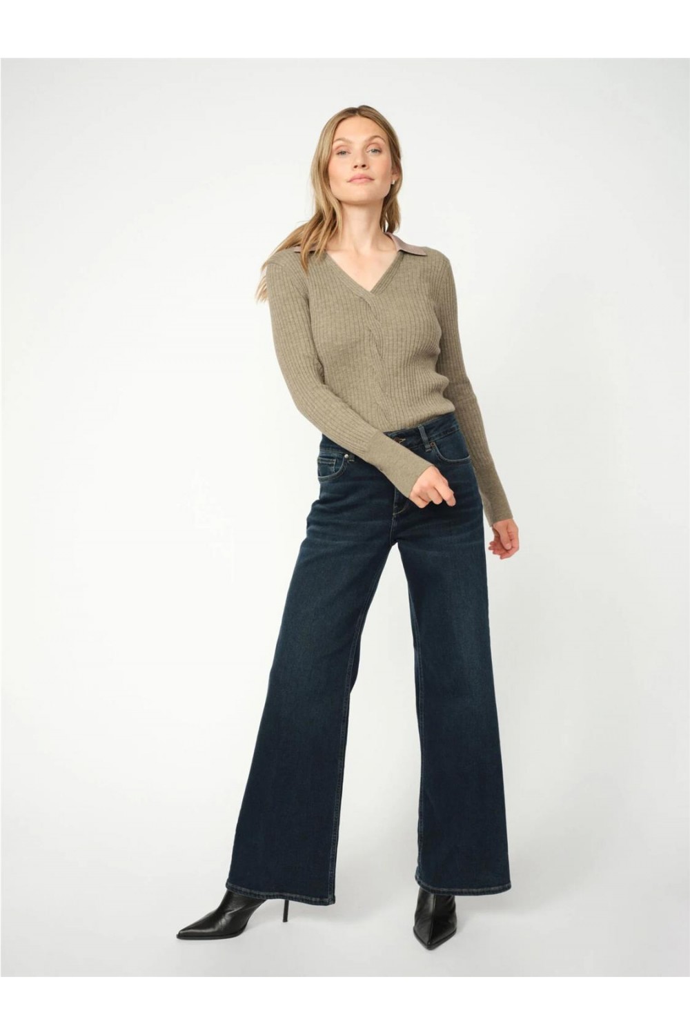 Pantalón vaquero de mujer...