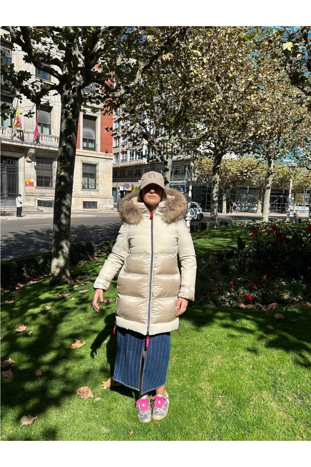 Plumas largo medio de mujer LOREA... Plumas largo medio de mujer LOREA...