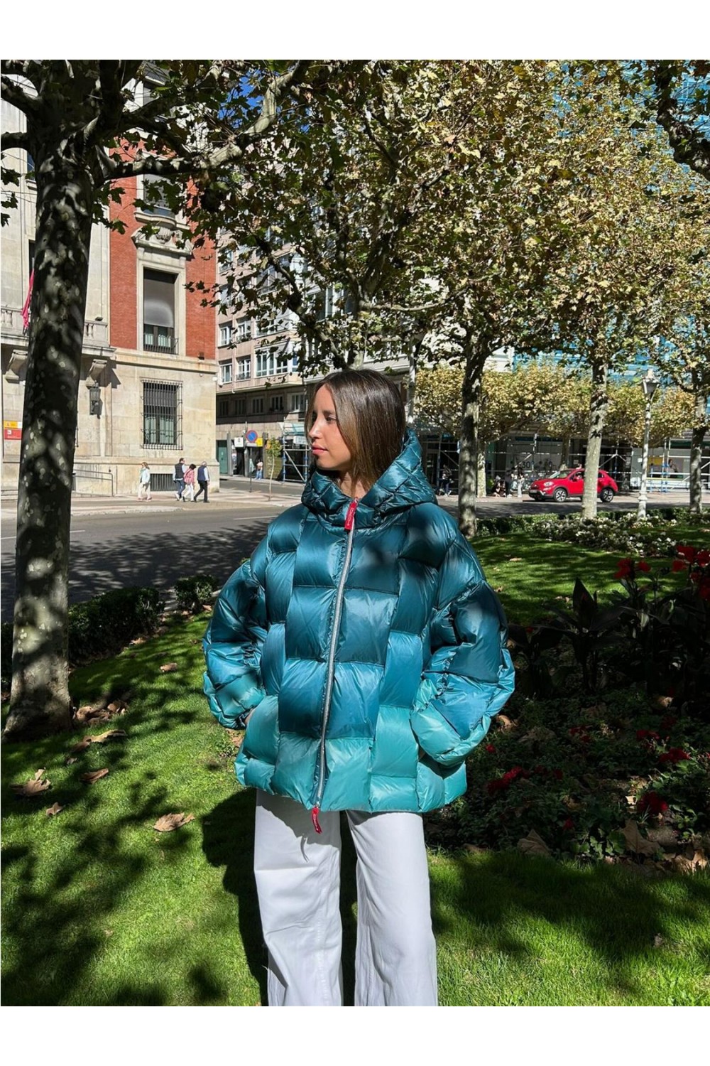 Plumas corto de mujer MAYRA Dichi... Plumas corto de mujer MAYRA Dichi...