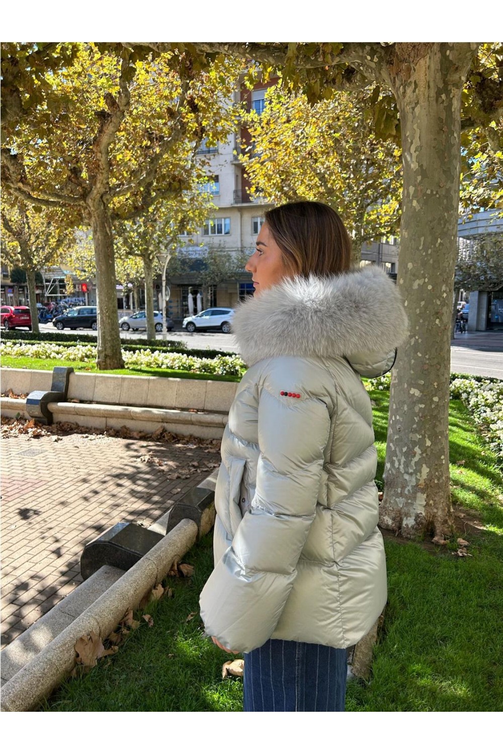 Plumas corto de mujer RANDY Dichi... Plumas corto de mujer RANDY Dichi...