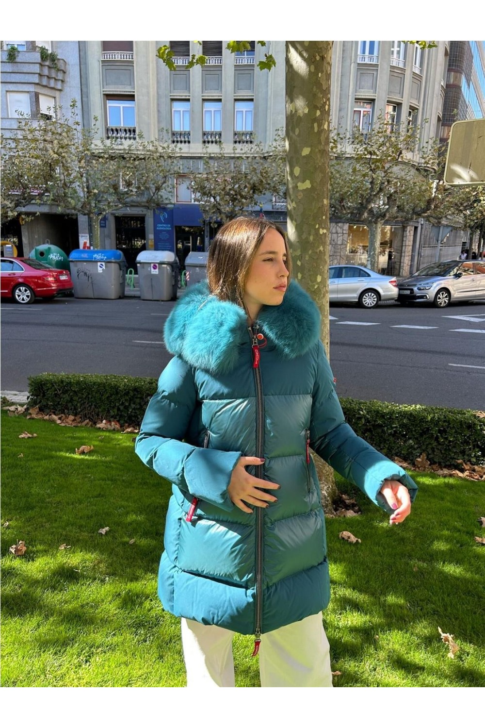 Plumas largo medio de mujer STEFFIE... Plumas largo medio de mujer STEFFIE...