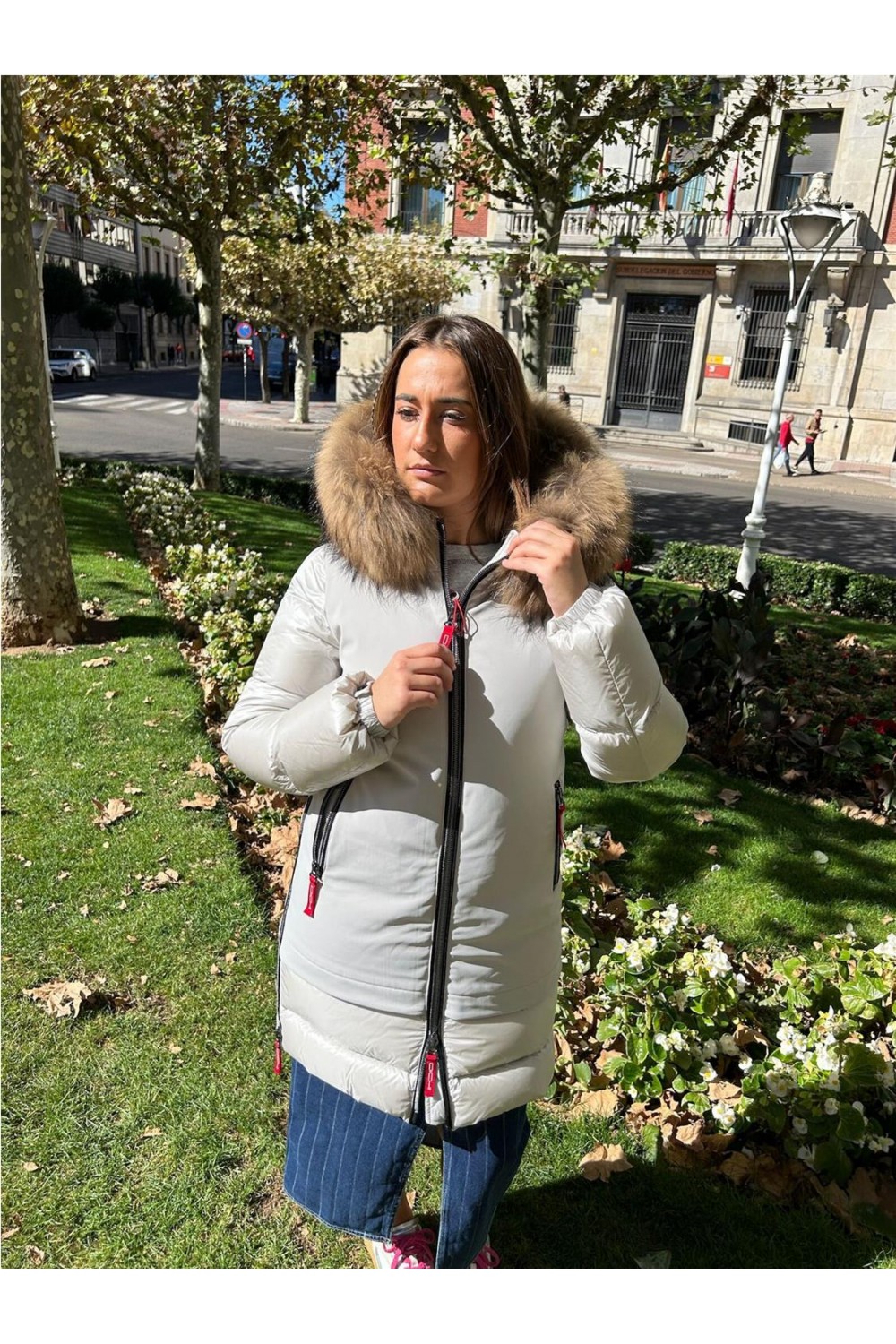 Plumas largo tres cuartos...