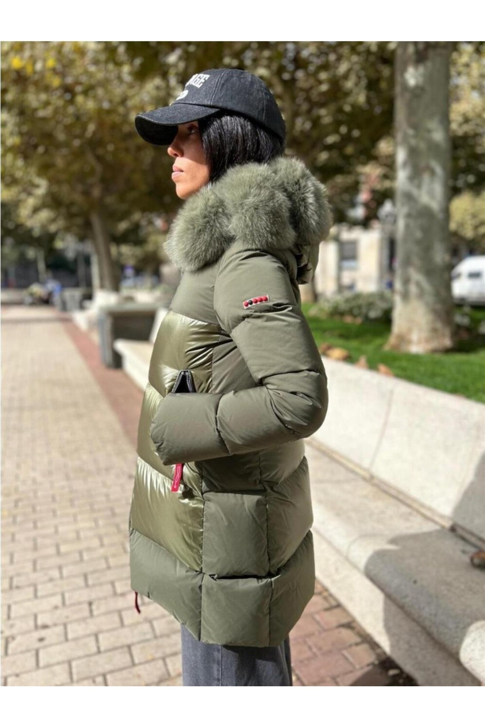 Plumas largo medio de mujer STEFFIE... Plumas largo medio de mujer STEFFIE...