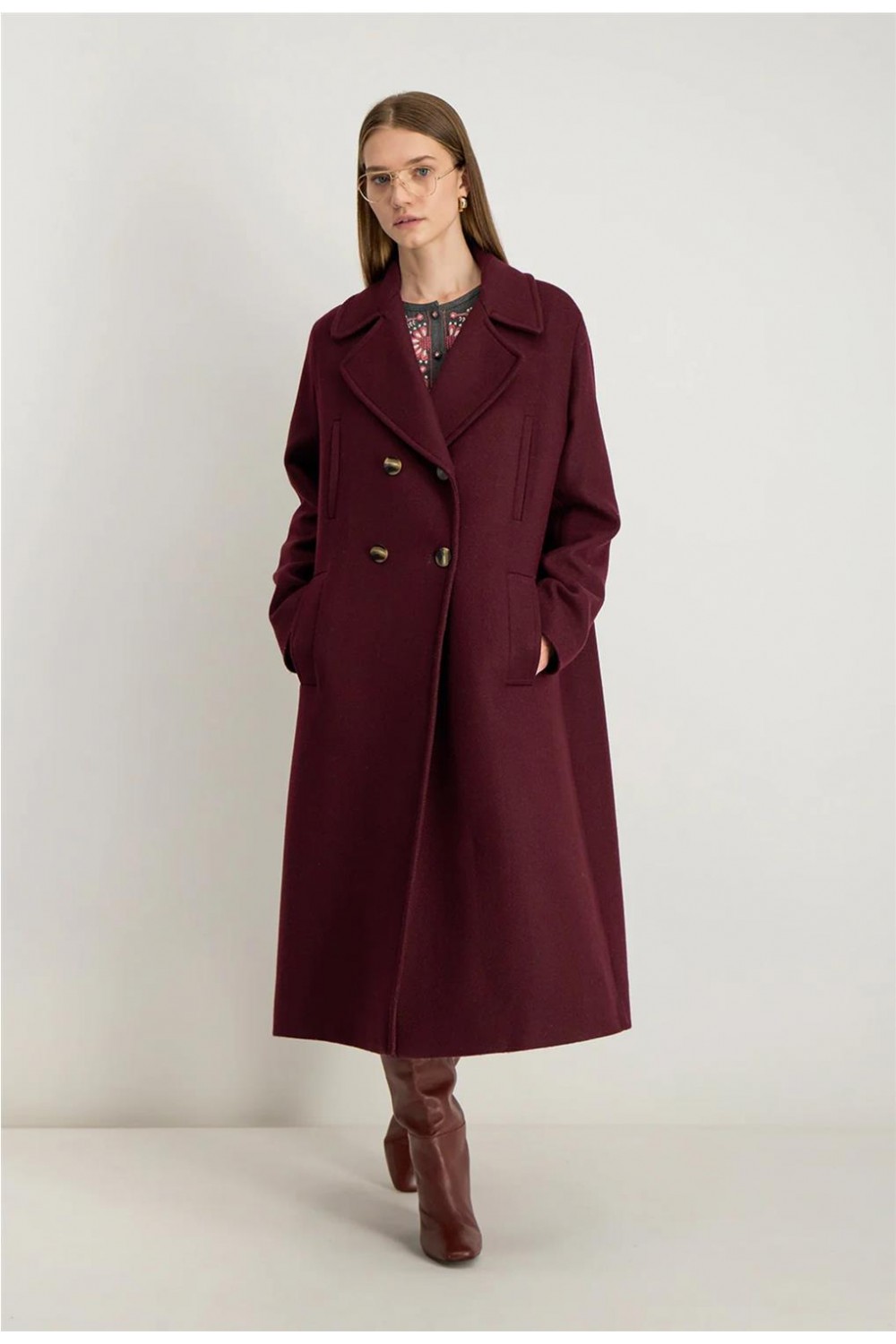 Abrigo largo de mujer...