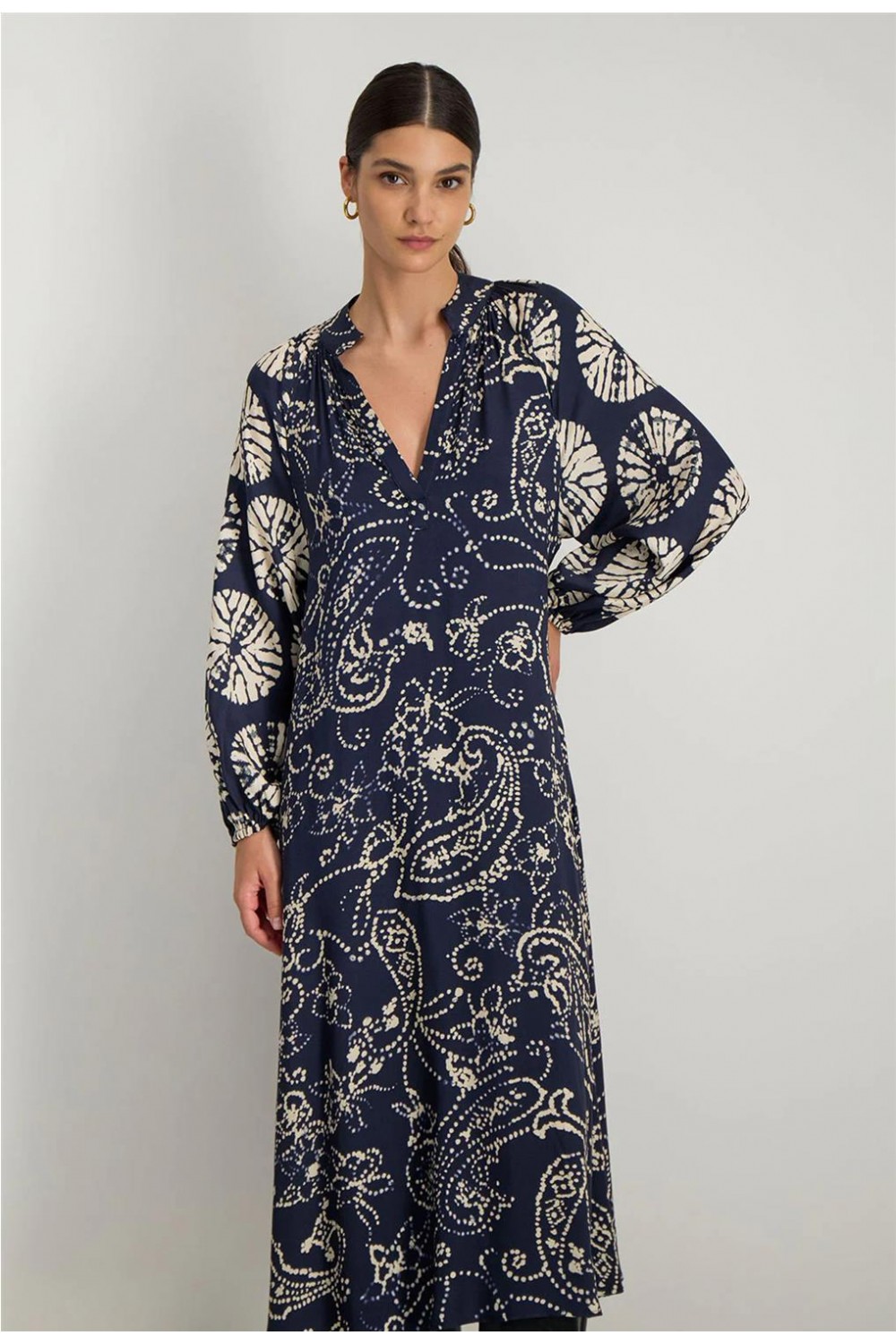 Vestido largo de mujer... 2