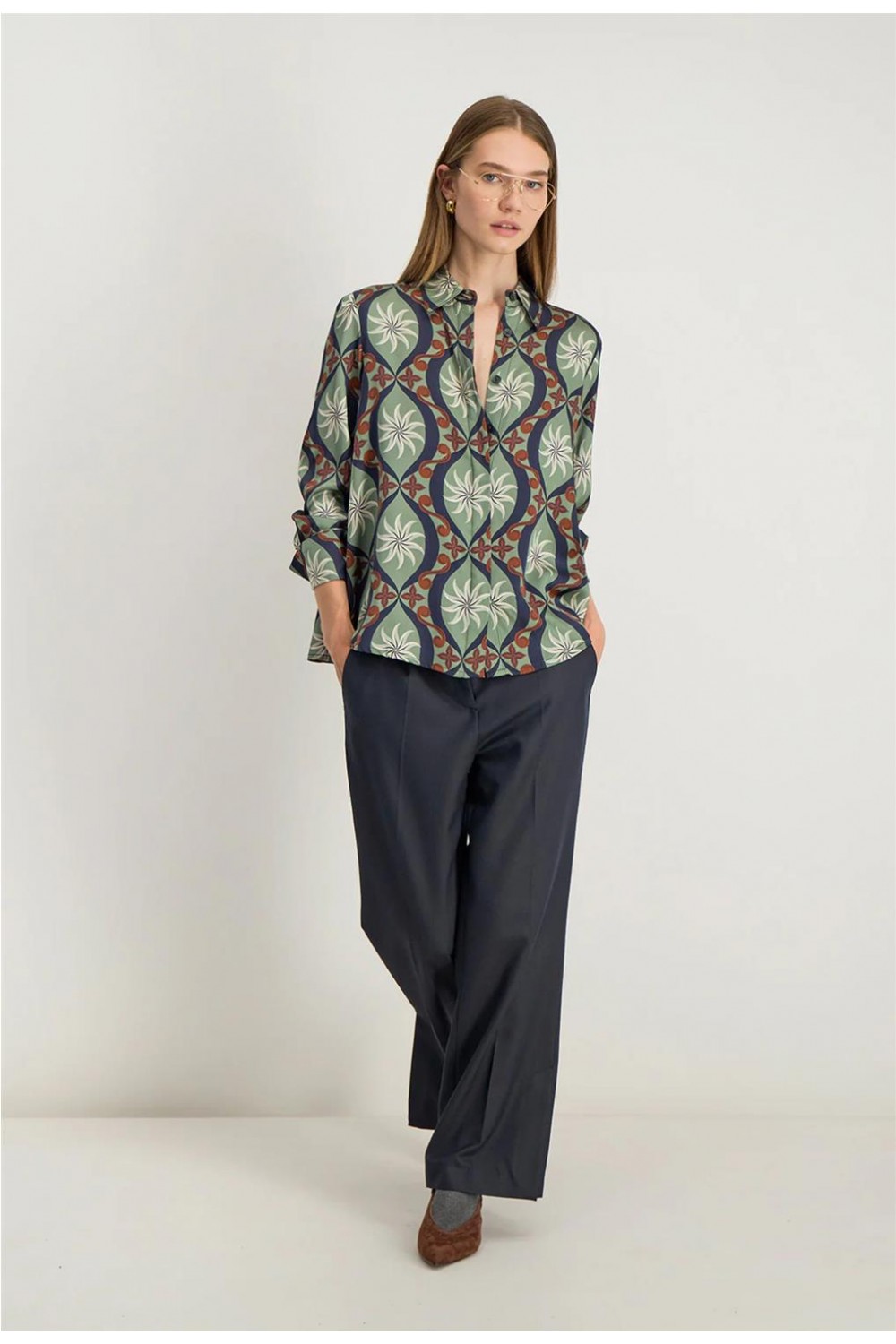 Camisa de mujer NISSA... 2