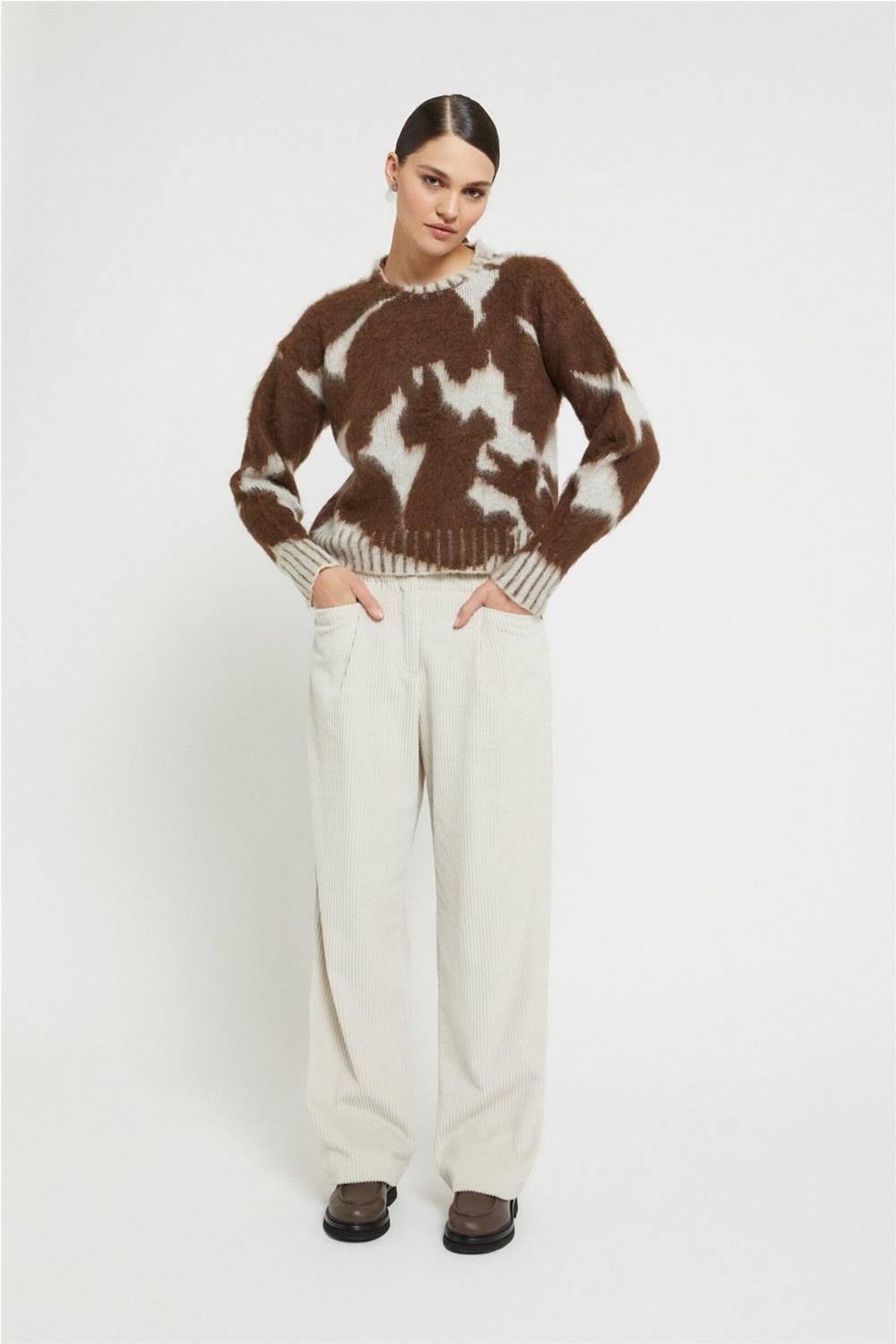 Pantalón de pana de mujer...