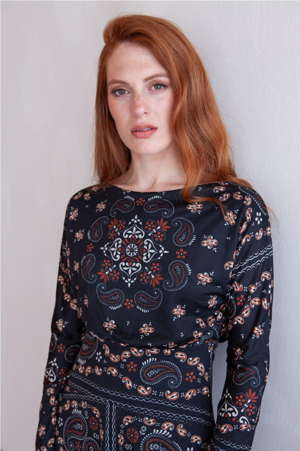 Vestido midi de mujer... 2