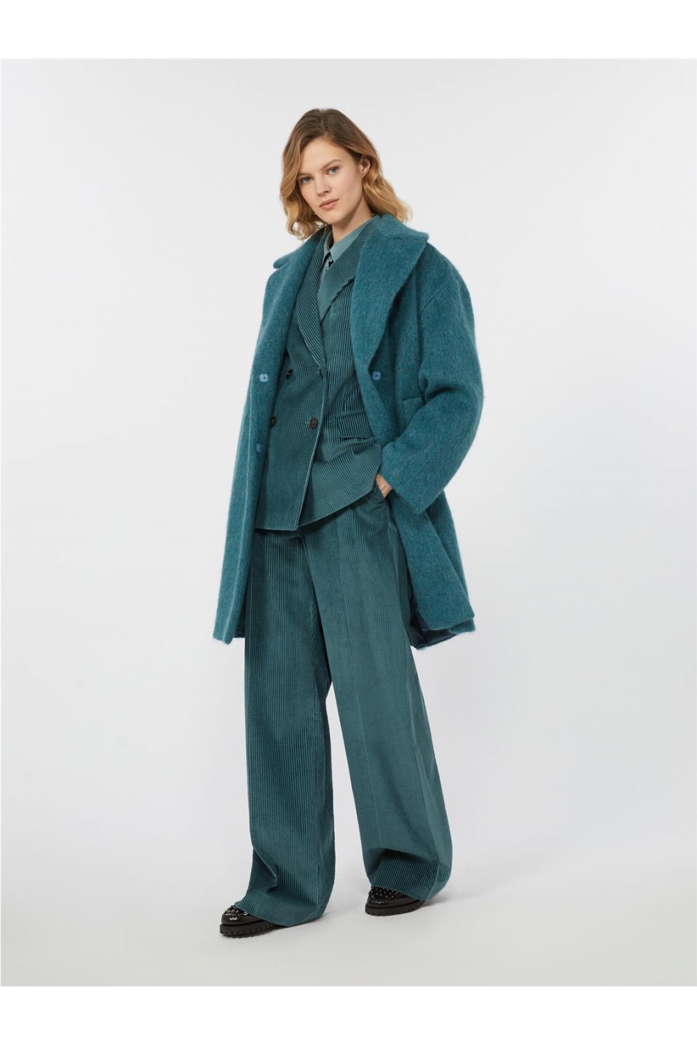 Pantalón de pana de mujer...