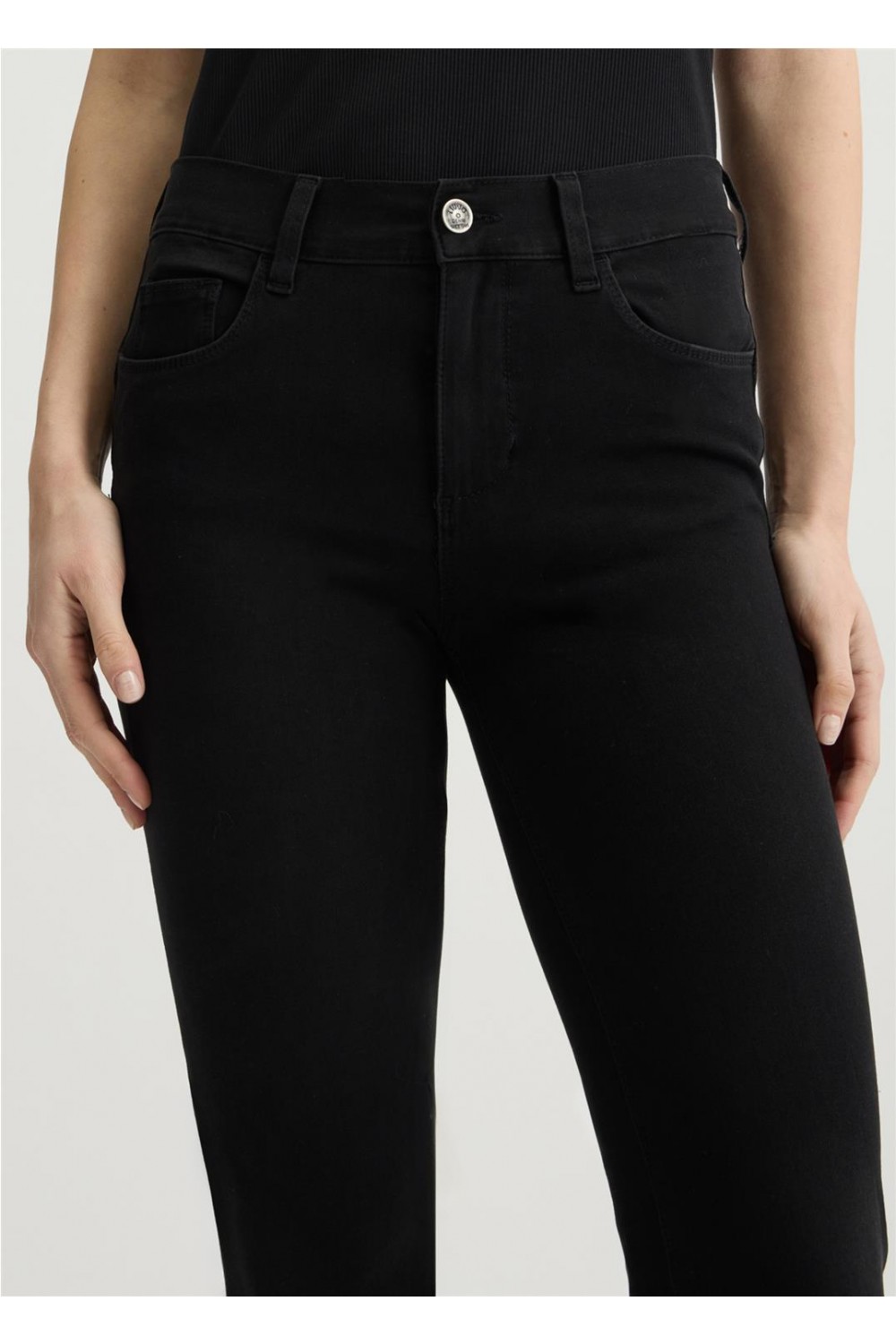 Pantalón vaquero de mujer... 2