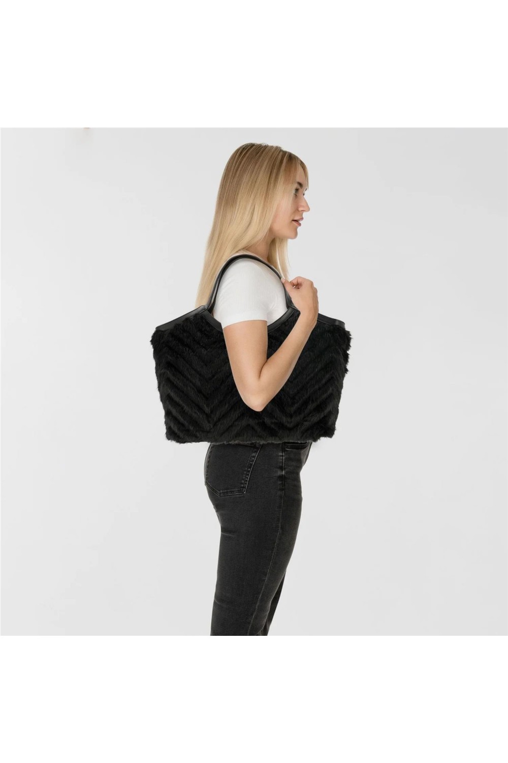 Bolso de mujer de compras...