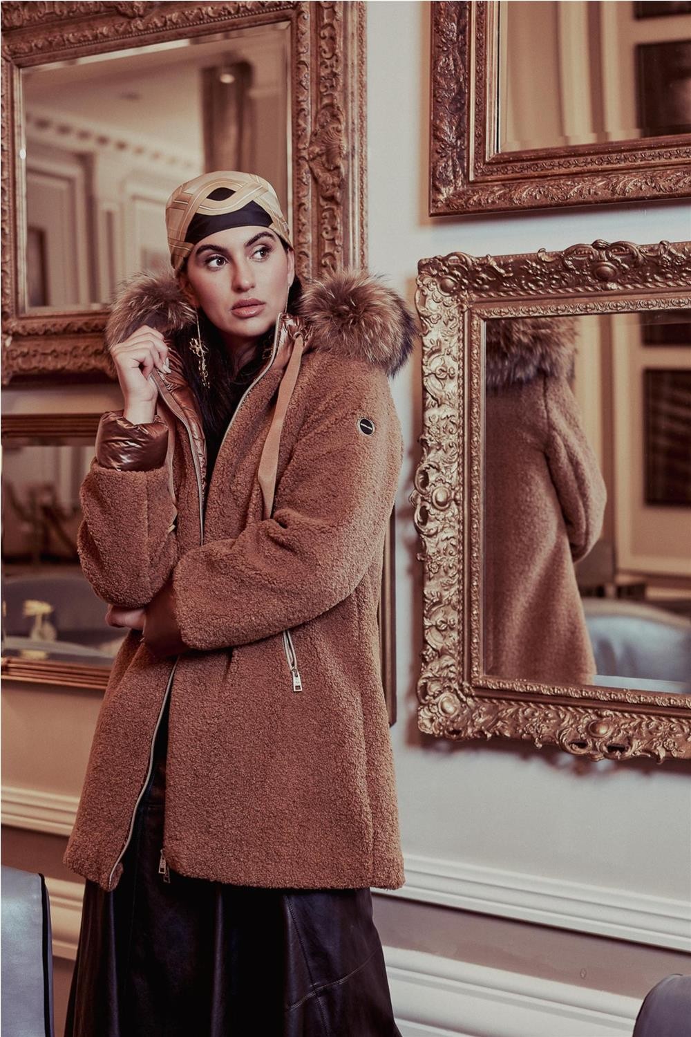 Abrigo largo medio de mujer...