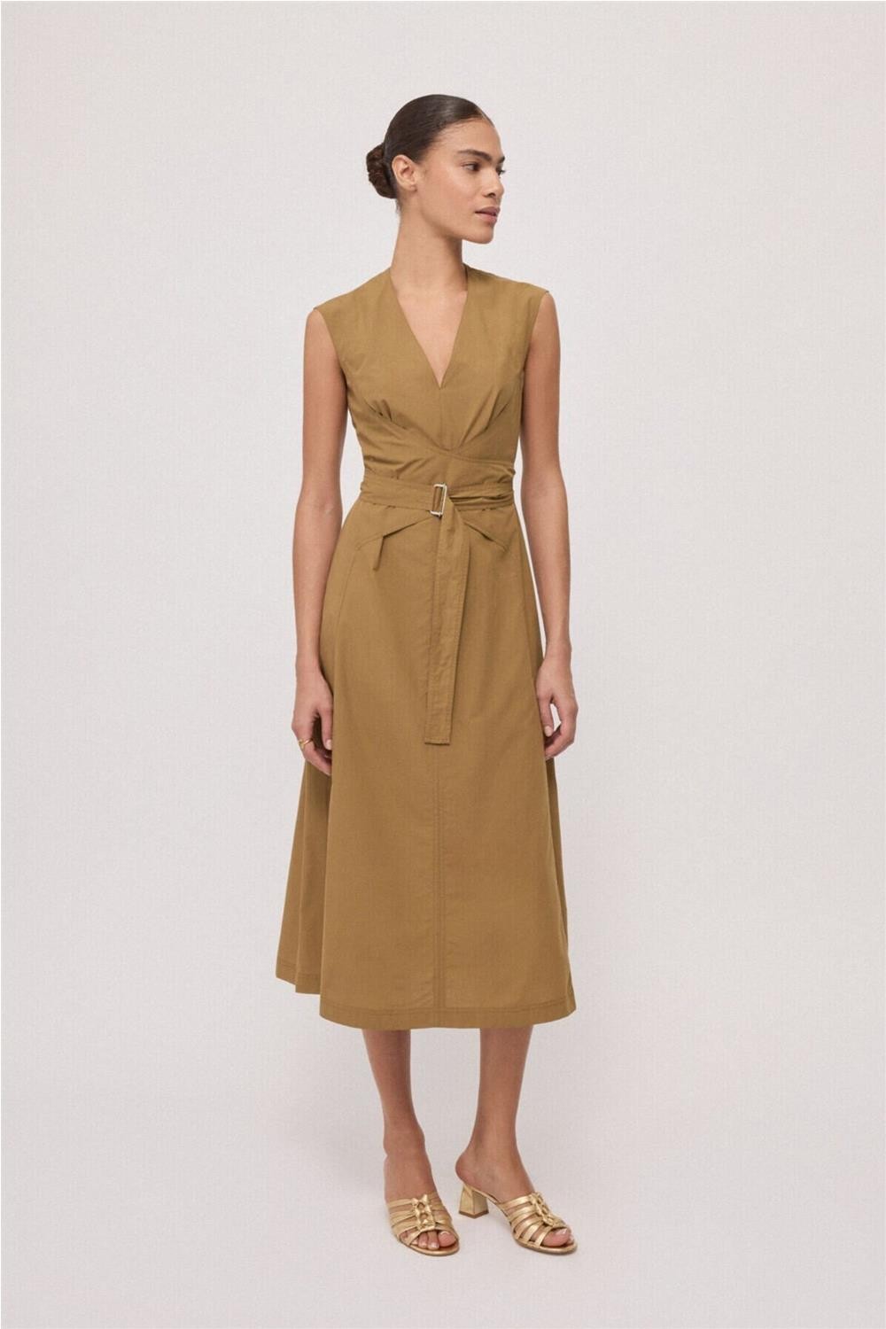 Vestido midi de mujer...