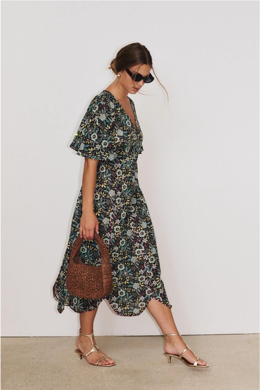 Vestido largo de mujer...