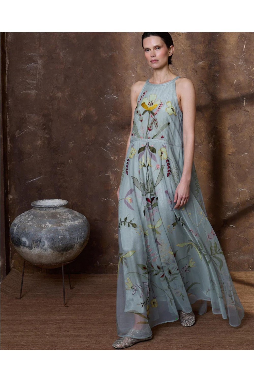 Vestido largo de mujer tul...