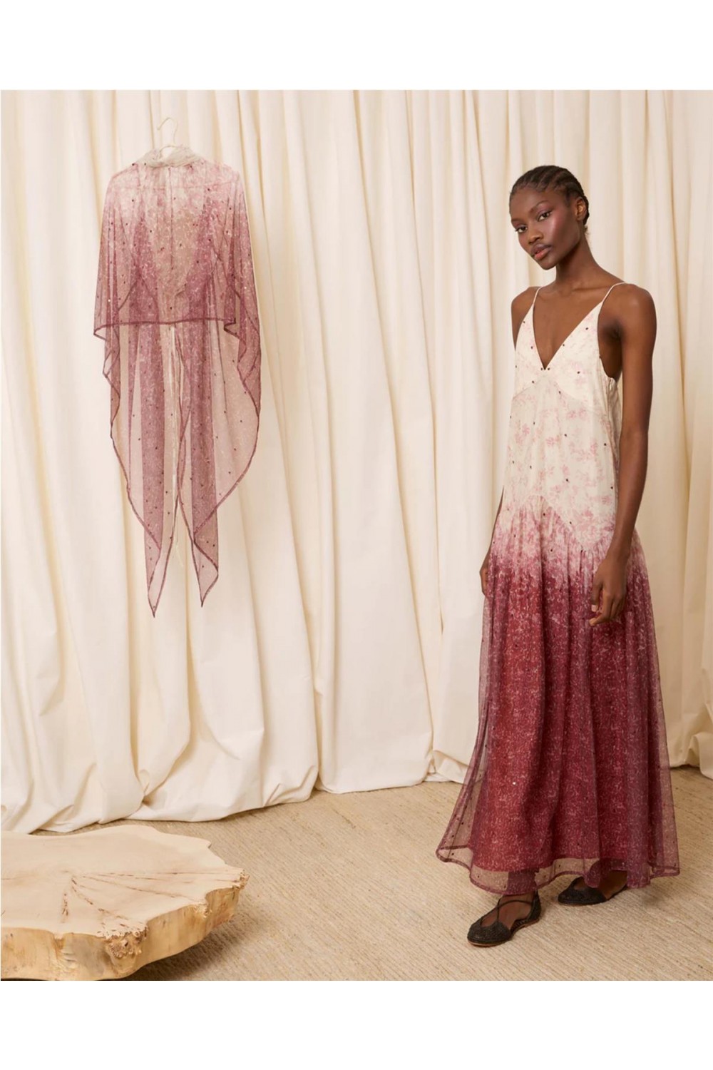 Vestido largo de mujer...