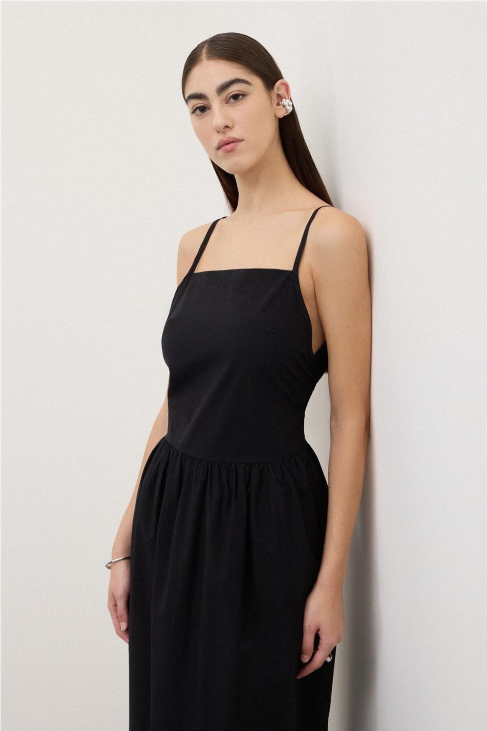 Vestido largo de mujer... 2