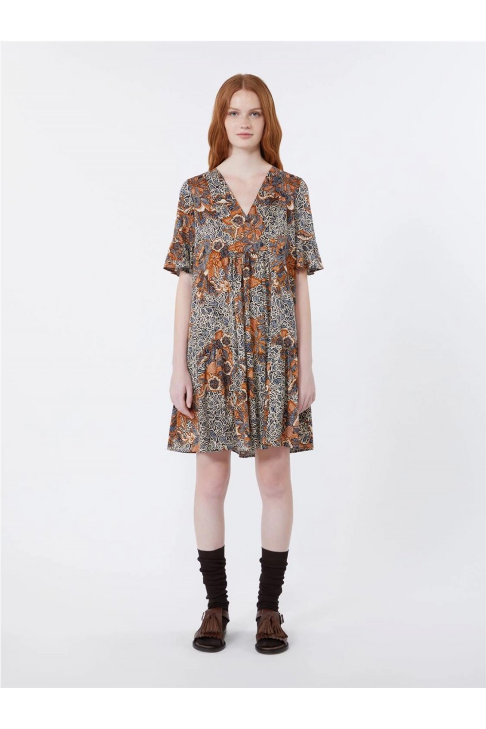 Vestido corto de mujer... 2