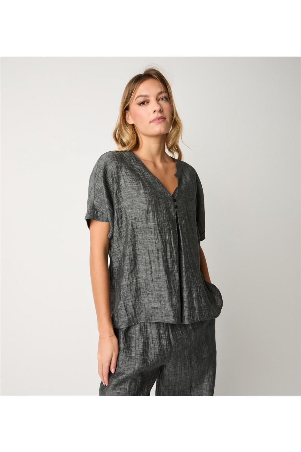 Blusa de mujer asfalto...