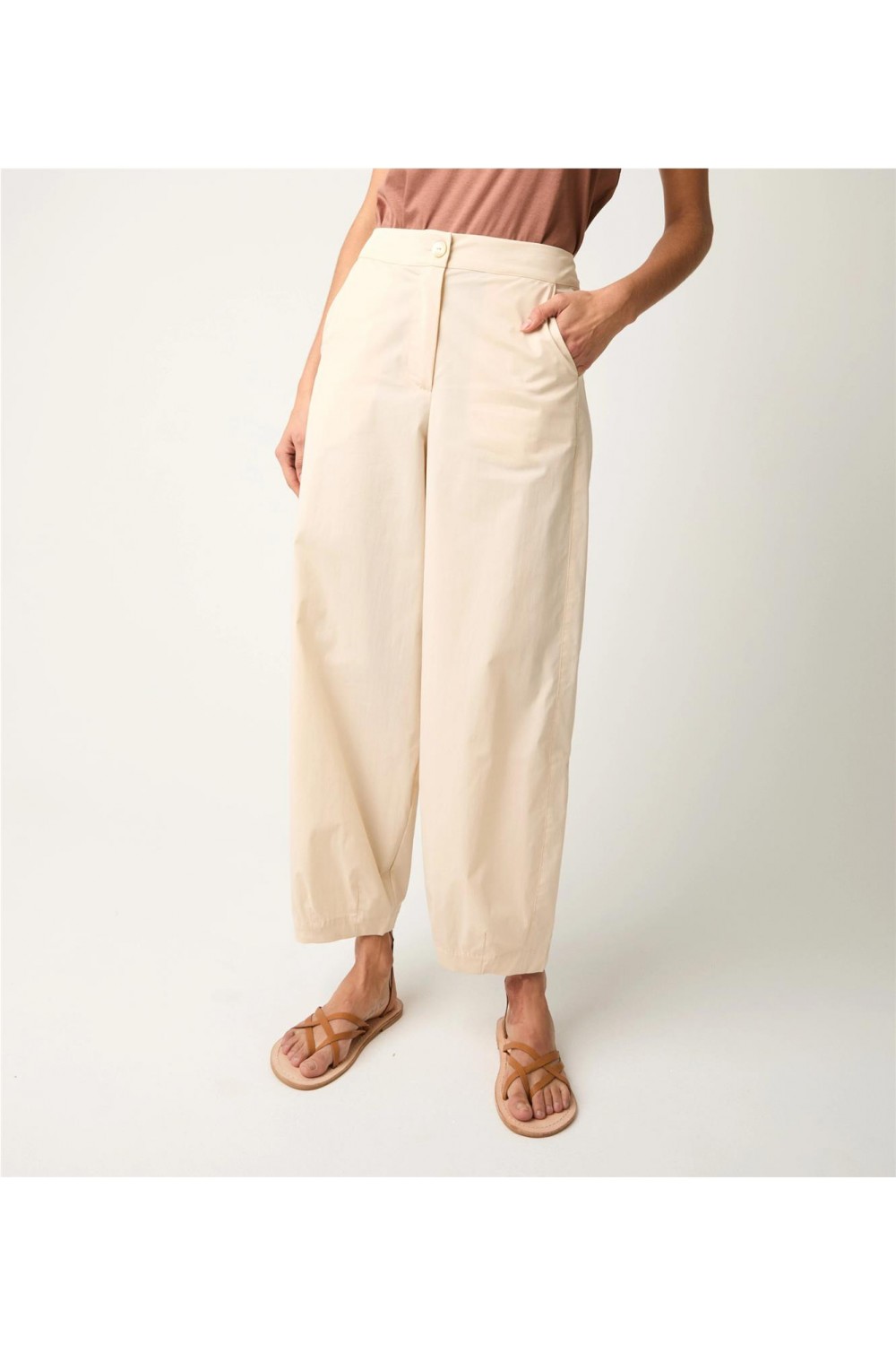 Pantalón vestir de mujer...