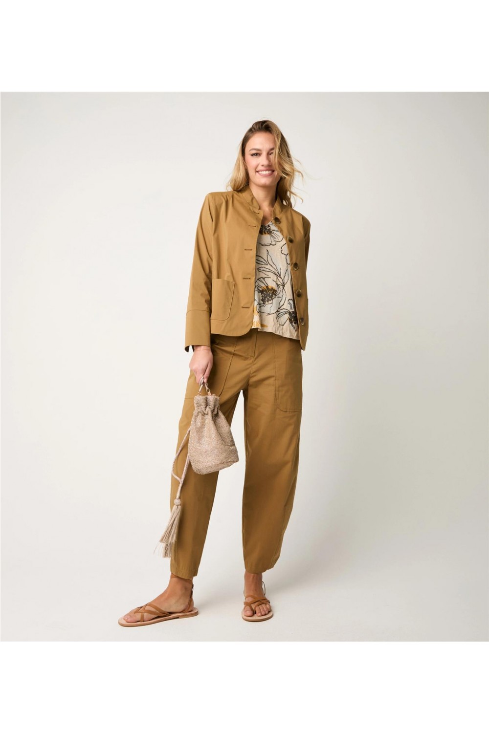 Pantalón vestir de mujer...