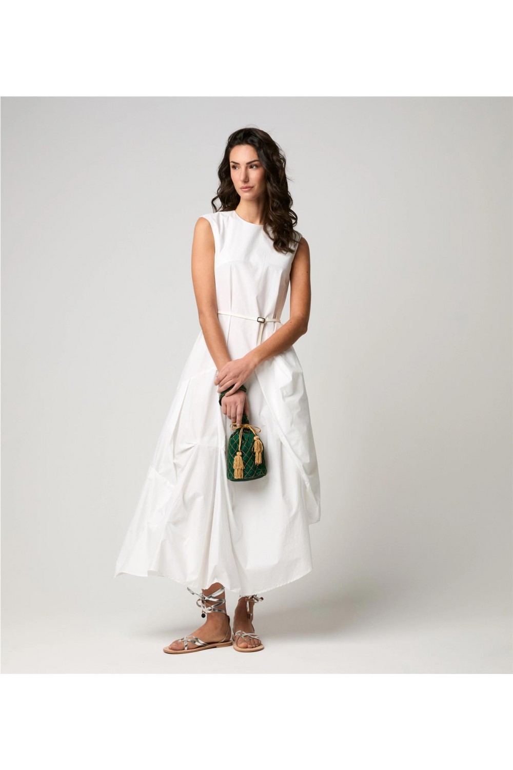 Vestido largo de mujer...