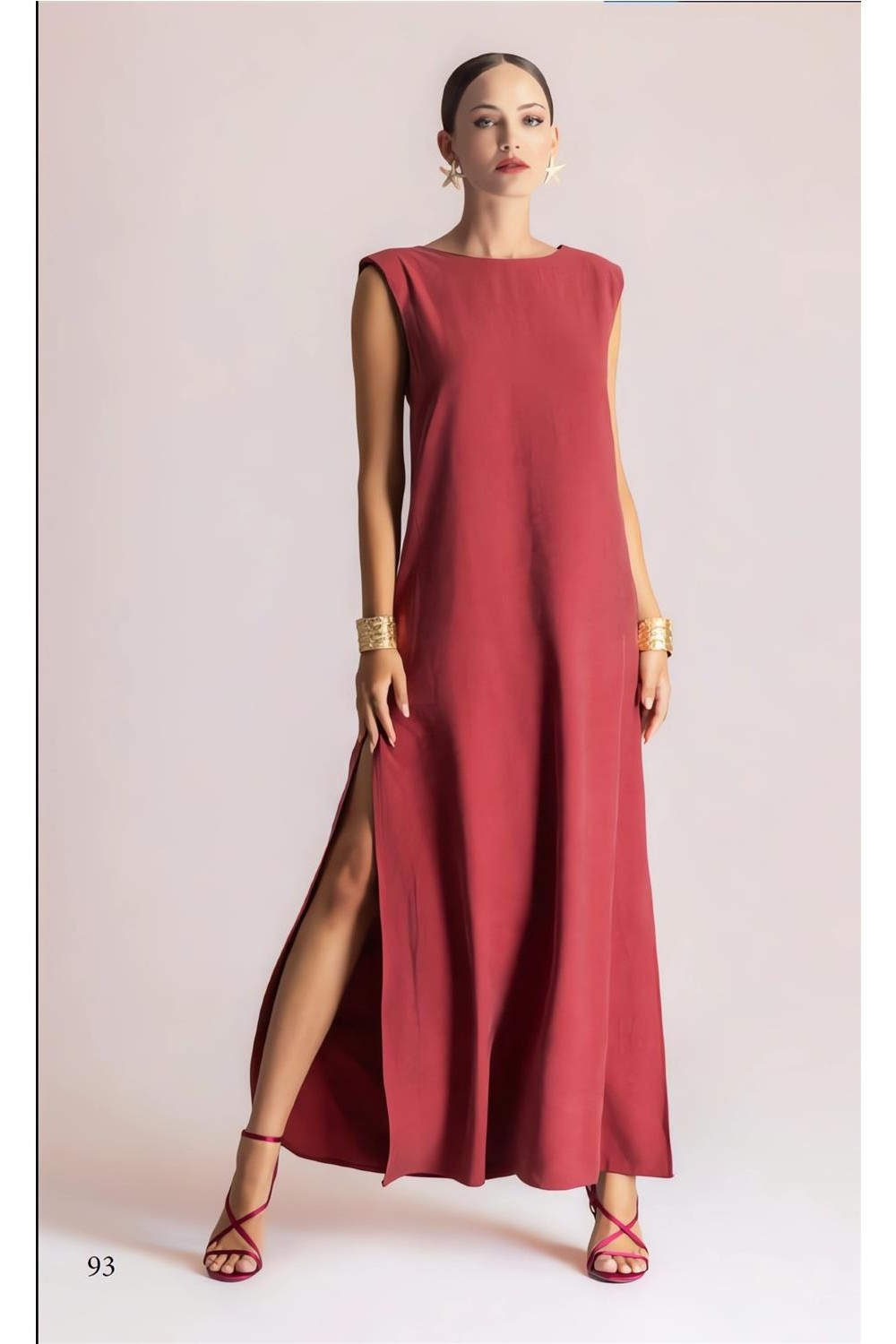 Vestido largo de mujer...