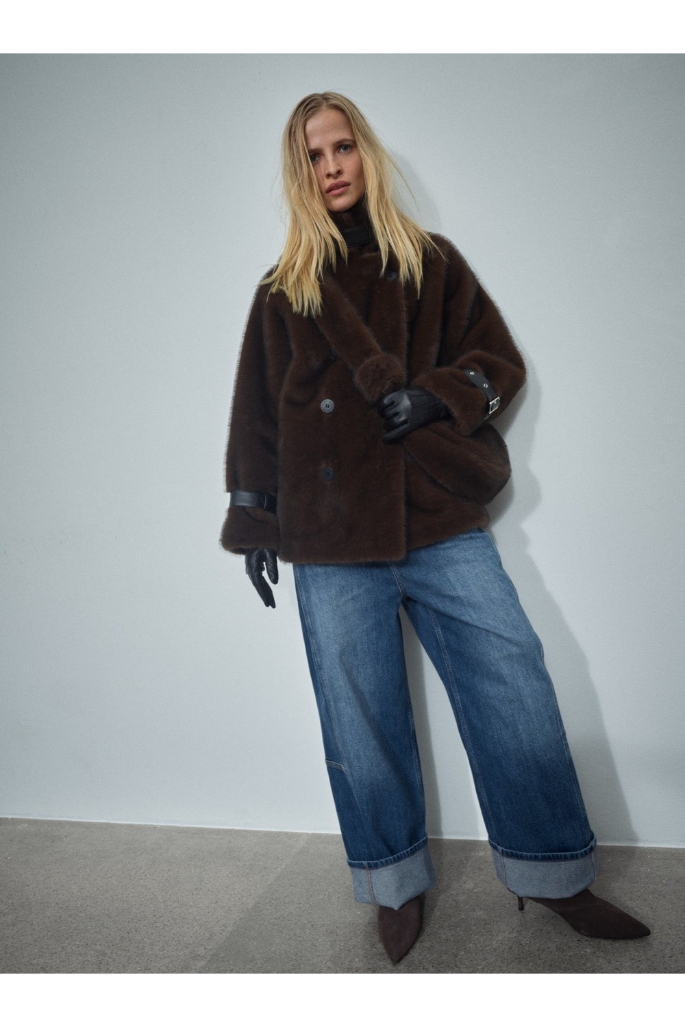 Pantalón vaquero de mujer... 2