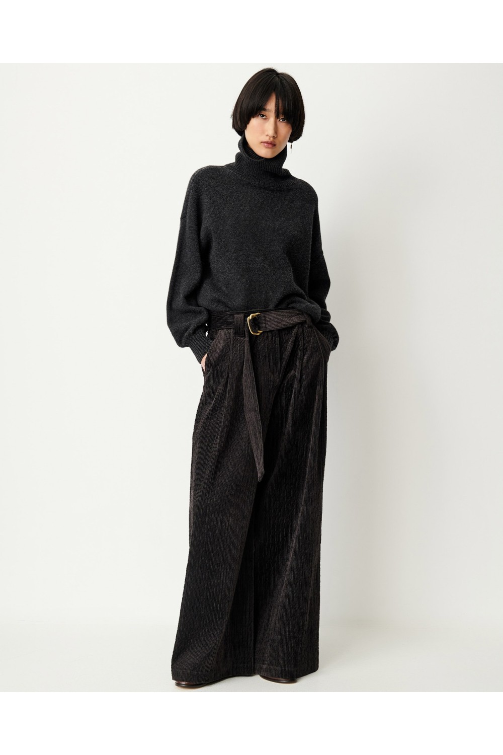 Pantalón de pana de mujer...